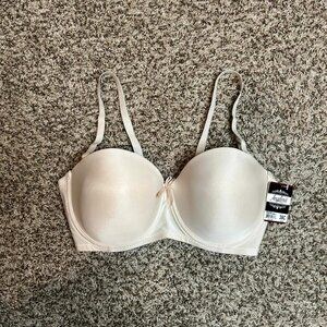 NWT Size 38C Angelina White Underwire Bra